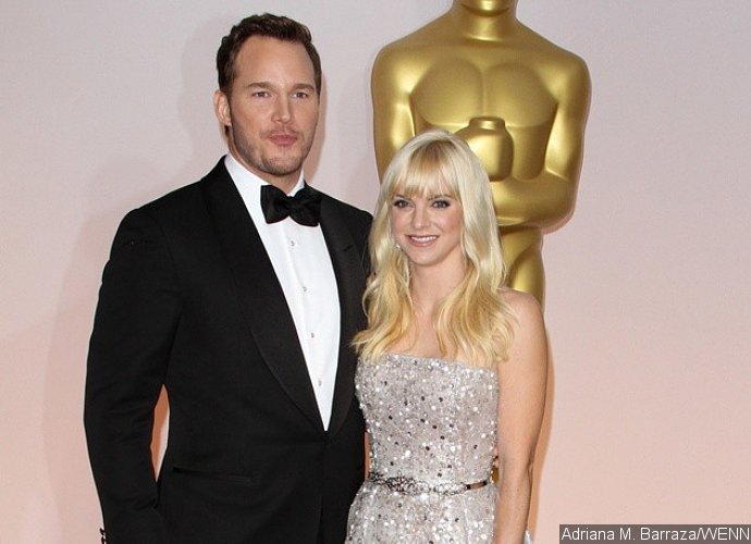 Anna Faris Is 'Furious' After Finding Half-Naked Chris Pratt With a Costume Girl