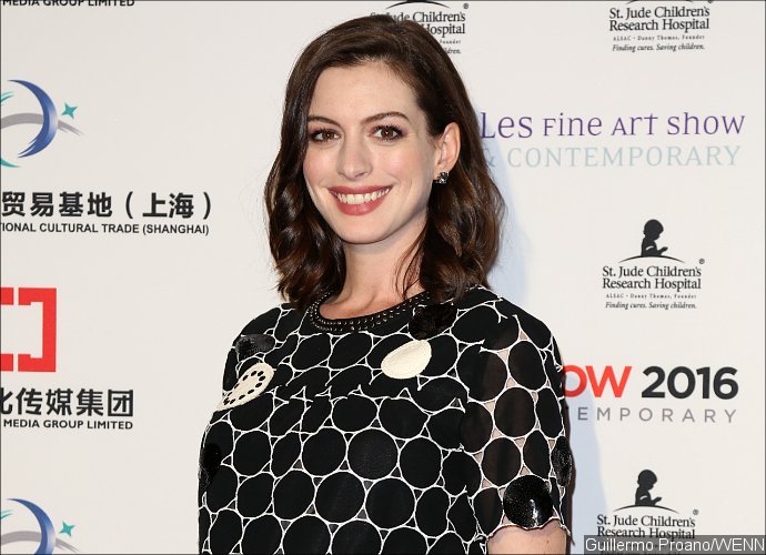 Anne Hathaway Shares Another Baby Bump Photo Ahead of the Oscars