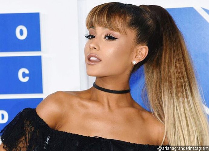 Ariana Grande Confirms She's Dating Mac Miller at 2016 MTV VMAs