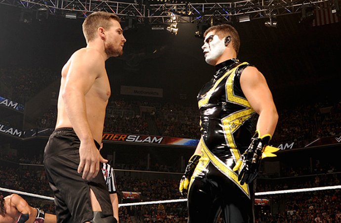 'Arrow' to Pit Stephen Amell Against WWE Wrestler Stardust Again