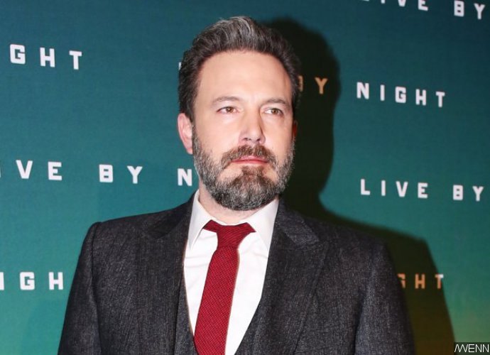 Ben Affleck and Lindsay Shookus Spotted Checking Out of NYC Hotel