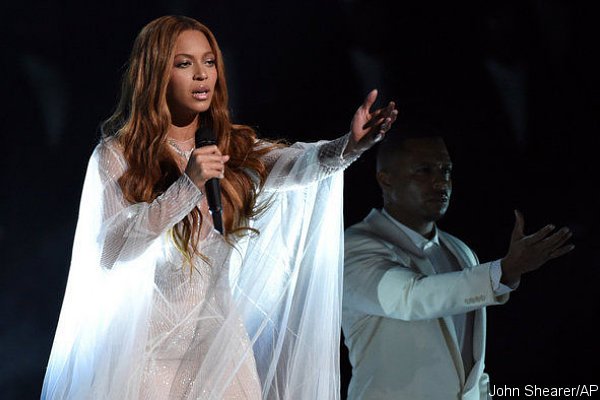 Video: Beyonce Knowles' Powerful Grammys Performance of 'Take My Hand, Precious Lord'
