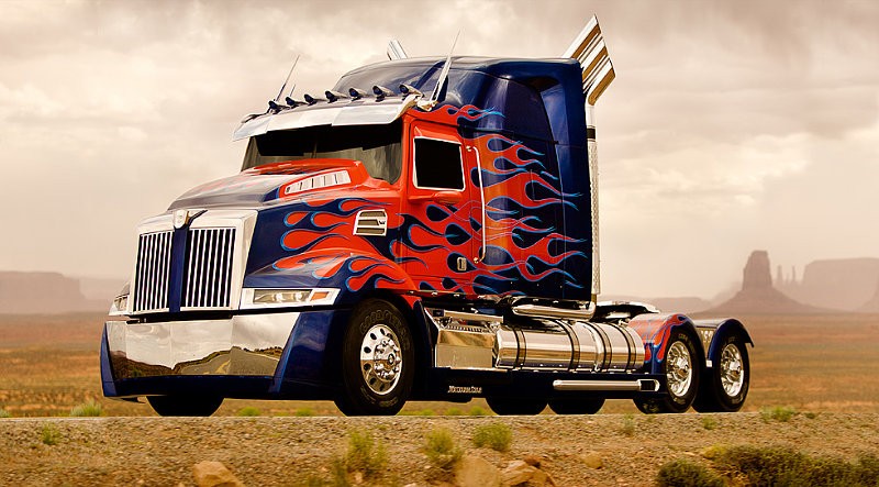 brand-new-optimus-prime-of-transformers-4.jpg
