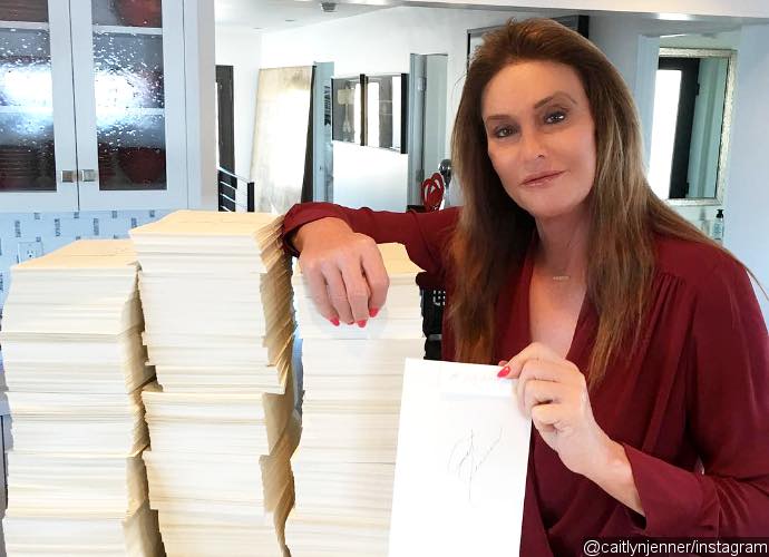 Caitlyn Jenner Wears 'Make America Great Again' Hat After Blasting Donald Trump's Transgender Ban