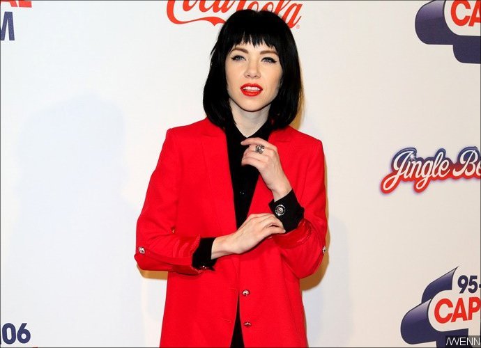 Carly Rae Jepsen Announces U.S. Leg of 'Gimmie Love' Tour. See the Dates
