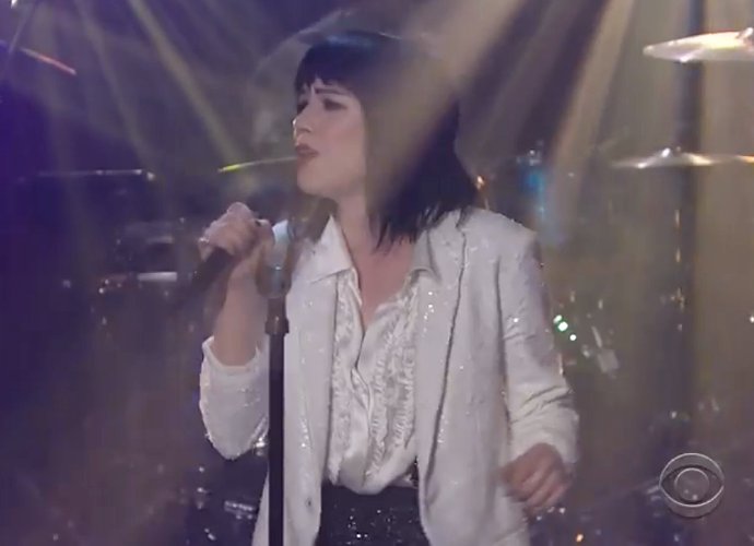 Carly Rae Jepsen Performs 'Last Christmas' on 'Late Late Show', Is OK With Poor Album Sales