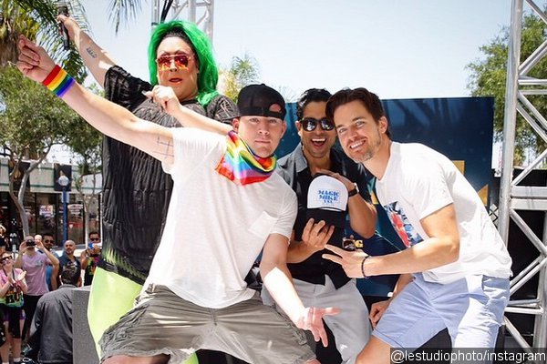 gay t dance sarasota l caroon gay sex