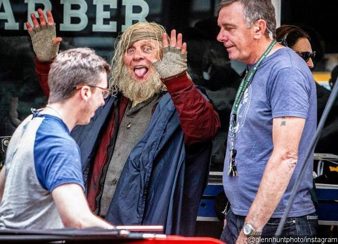 Check Out First Look at Anthony Hopkins' Odin on Set of 'Thor: Ragnarok'