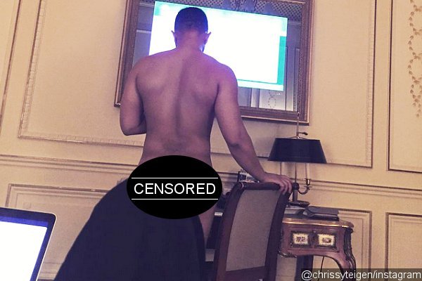 Chrissy Teigen Is Inspired by Justin Bieber, Posts John Legend's Nude Picture