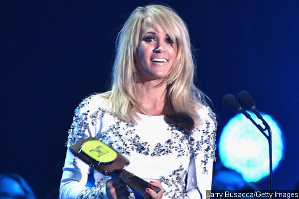 CMT Music Awards 2015: Carrie Underwood Wins Video of the Year, Dominates Full Winners List