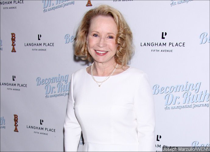 'That '70s Show' Star Debra Jo Rupp Joins 'This Is Us' for Season 2