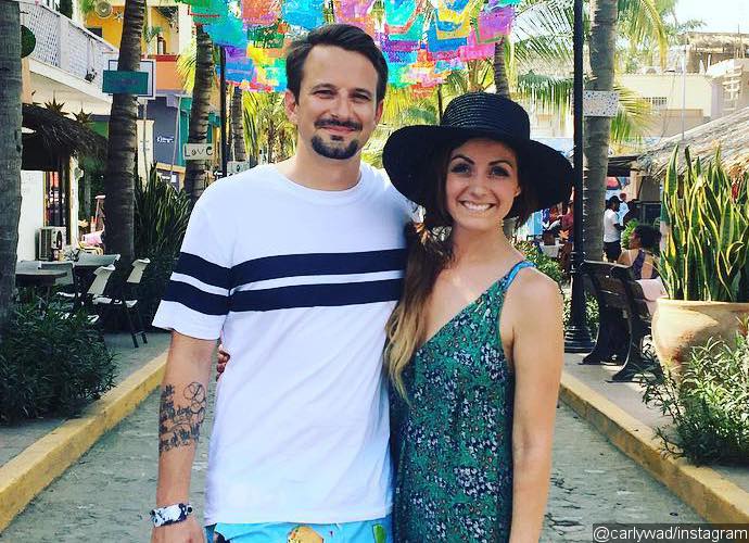 'Bachelor in Paradise' Couple Evan Bass and Carly Waddell Expecting First Child
