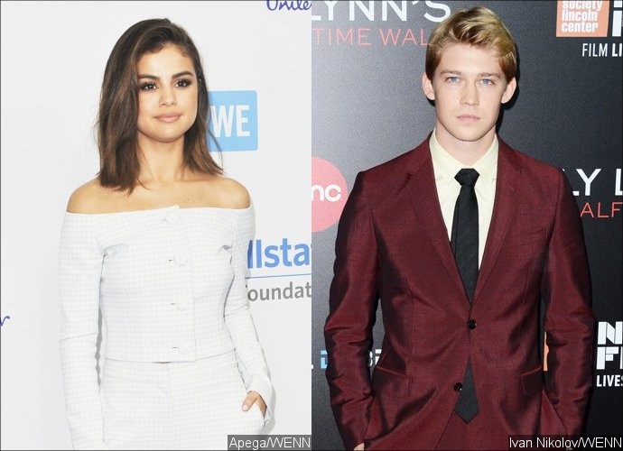 Find Out What Selena Gomez Says About Taylor Swift's New Boyfriend Joe Alwyn!