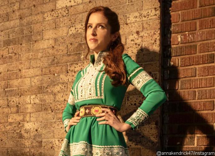 Check Out First Look at Anna Kendrick as Santa Claus' Daughter Nicole