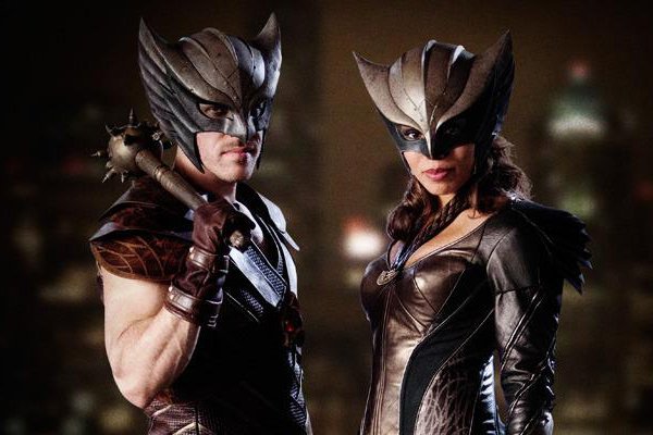 First Look at Hawkman and Hawkgirl on 'DC's Legends of Tomorrow' Lands Online