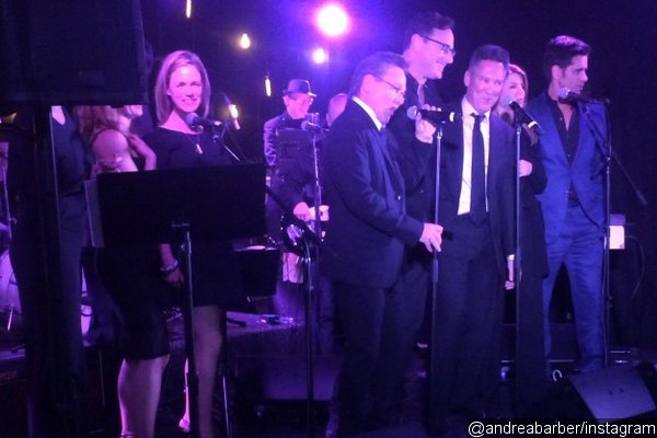 Video: 'Full House' Stars Sing the Show's Theme Song During Reunion