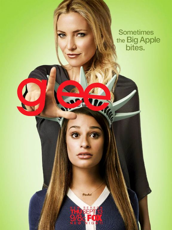 'Glee' Season 4 Cast Photo Shows the Characters' New Directions
