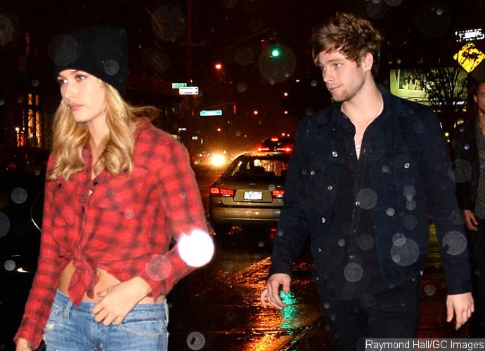 Hailey Baldwin and Luke Hemmings Spotted Enjoying Dinner Together in NYC