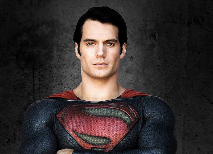 Is Henry Cavill Teasing a Green Lantern Appearance in 'Man ...