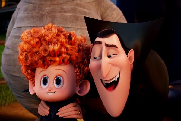'Hotel Transylvania 2' First Trailer: Dracula Teaches His Grandson to Be Real Vampire