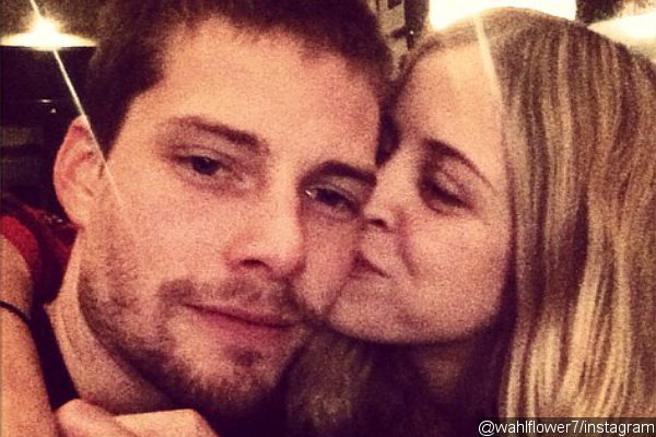 'Weeds' Star Hunter Parrish Engaged to Girlfriend
