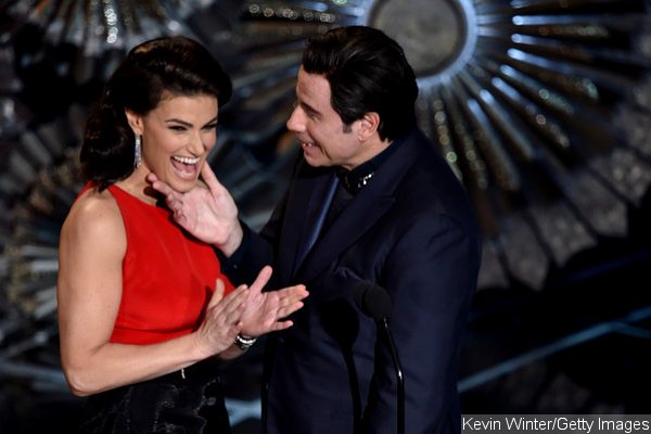 Idina Menzel Calls John Travolta 'Glom Gazingo' While Presenting at the Oscars