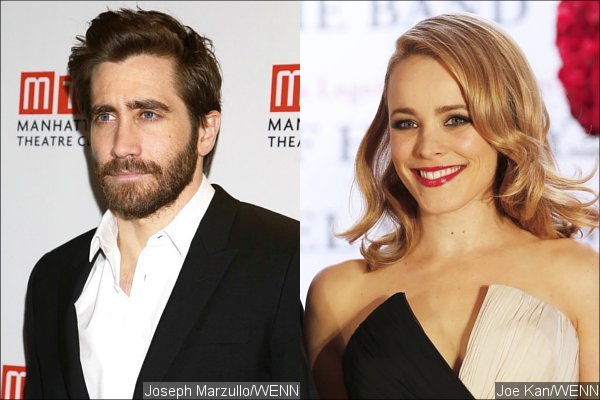 Jake Gyllenhaal Spotted on Dinner Date With Rachel McAdams