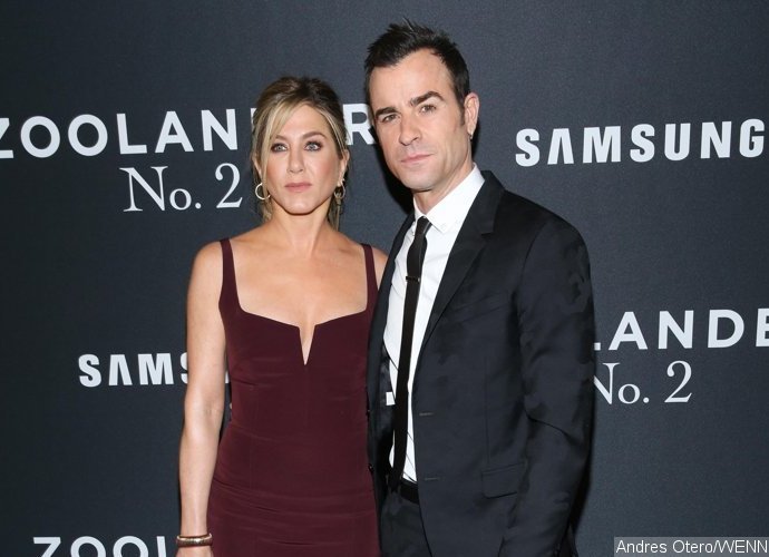 Jennifer Aniston and Justin Theroux Spend Valentine's Day at Eiffel Tower