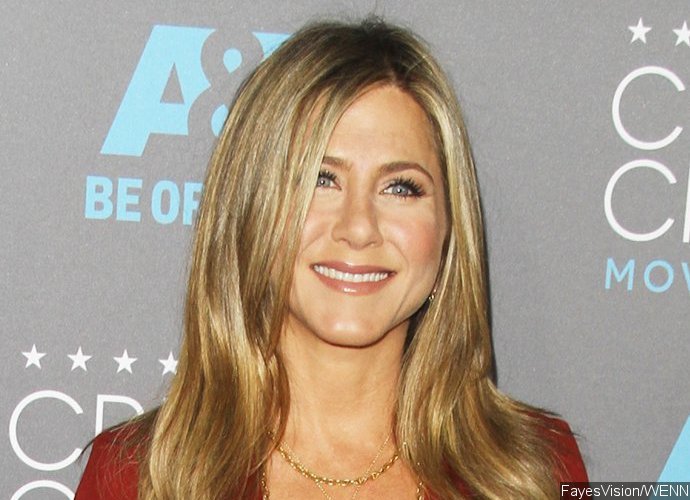 Jennifer Aniston Heading for STX's R-Rated Suburban Comedy