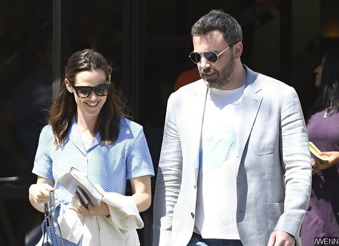 Jennifer Garner and Ben Affleck Channel One Happy Family for Easter After Filing for Divorce