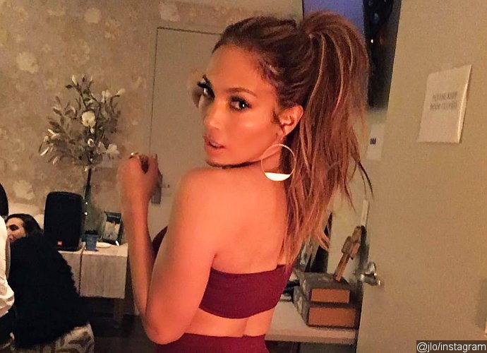 Jennifer Lopez Flaunts Her Booty in Sultry Red Leggings for Valentine's Day