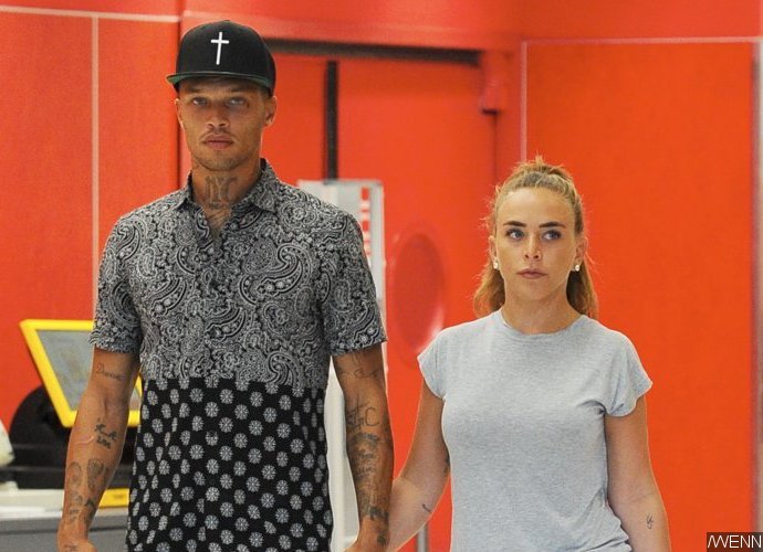 Jeremy Meeks and Chloe Green Pack on PDA as She Visits His Photo Shoot Set