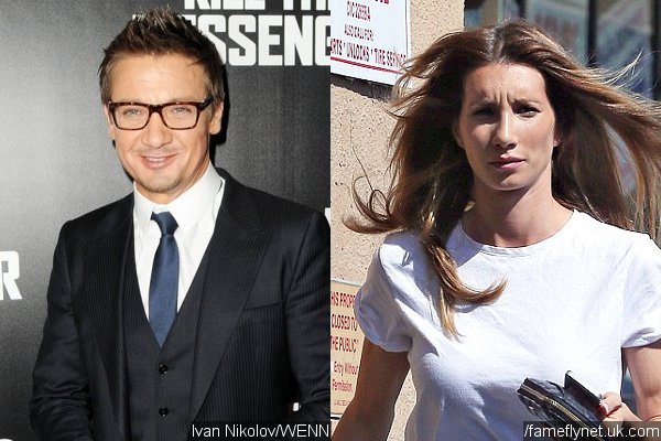 Jeremy Renner Responds to Ex Sonni Pacheco's Divorce Filing