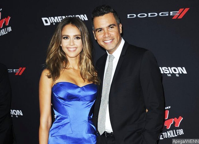 Trouble in Paradise? Jessica Alba and Cash Warren Reportedly Fight Over Money