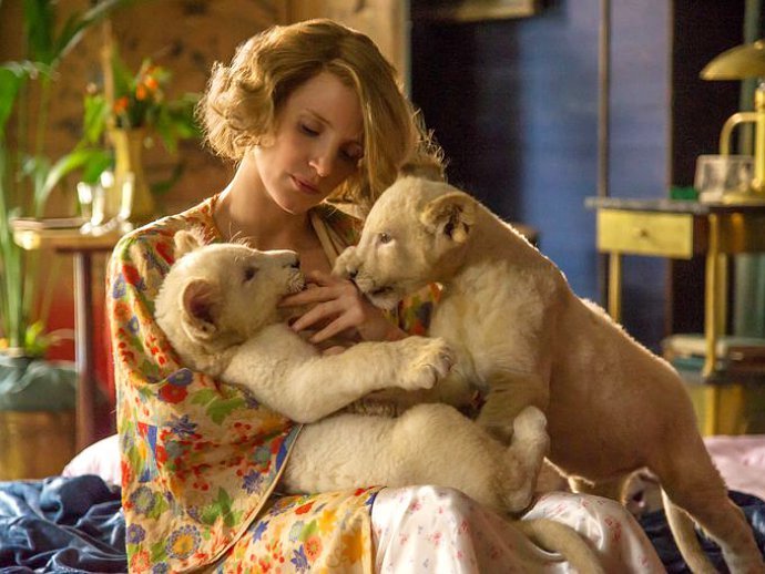 Jessica Chastain Cuddles With Lion Cubs in 'The Zookeeper's Wife' First-Look Pics