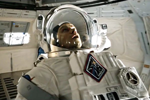 Video: Jimmy Kimmel Mocks Matt Damon's Movie 'The Martian'