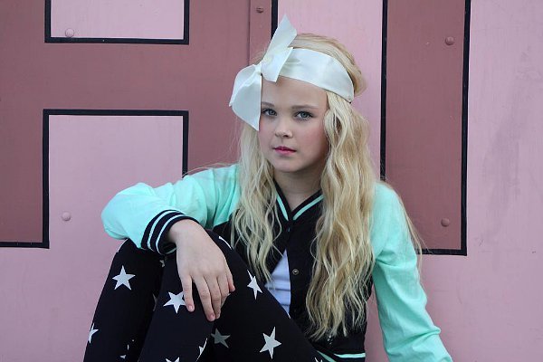 JoJo Siwa of 'Dance Moms' to Release Debut Single in April