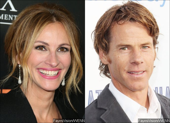 Julia Roberts Attends Son's Soccer Game Sans Husband Danny Moder Amid Divorce Rumors