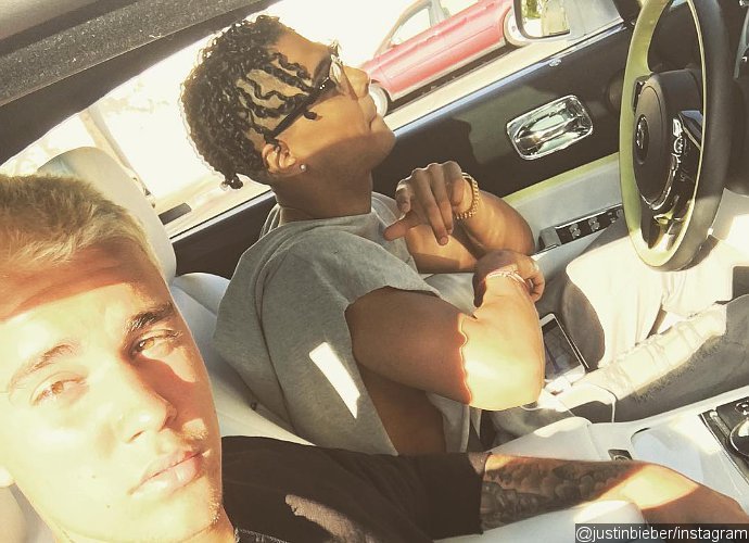 Justin Bieber Shows Off His New Bleached Blond Hair