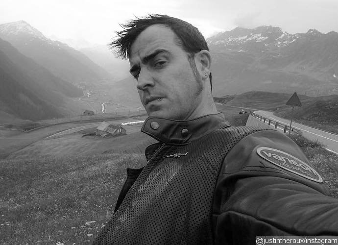 Justin Theroux Joins Instagram, See His First Post!