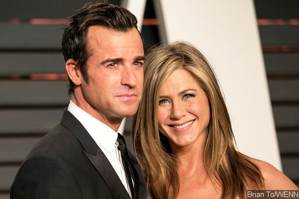 Justin Theroux Spotted for the First Time Wearing Wedding Ring After Honeymoon With Jennifer Aniston