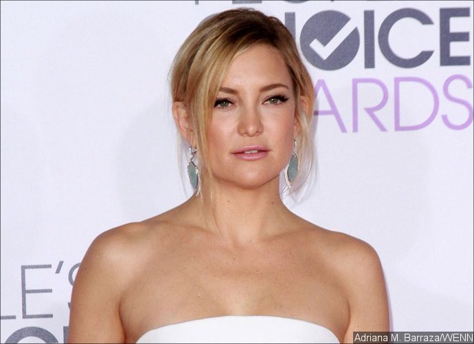 Kate Hudson Admits Her Weight Fluctuates Five Pounds Every Month
