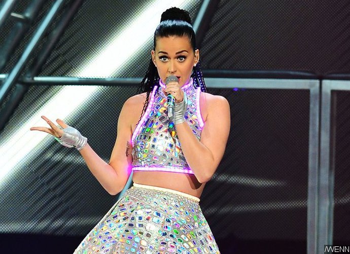 Katy Perry Becomes First Female Artist With Two Diamond Singles