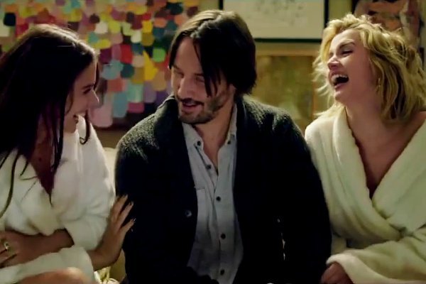 Keanu Reeves Invites Two Women to His Home in 'Knock Knock' Trailer