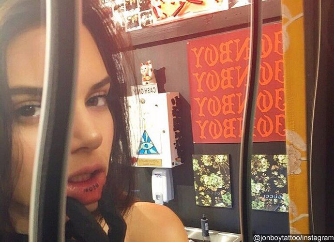 Kendall Jenner Unveils New Lip Tattoo