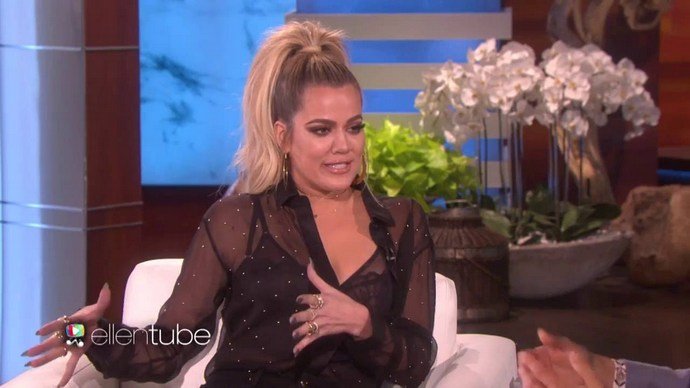 Khloe Says Kim Kardashian Is 'Not Doing That Well' After Paris Robbery