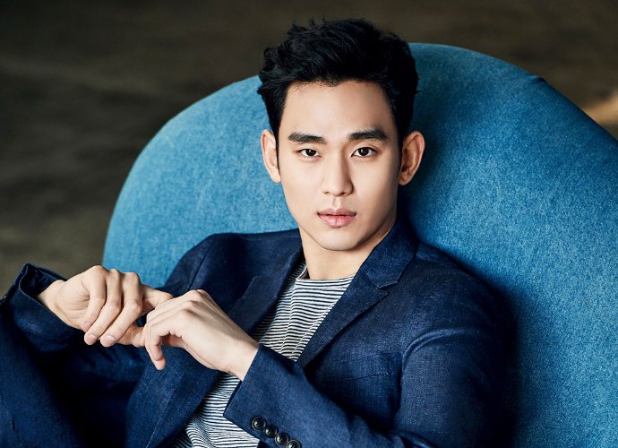 Kim Soo Hyun to Enlist in Military Quietly Next Month