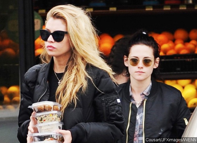 Kristen Stewart and Stella Maxwell Go to Extreme Lengths to Take Great Picture in Moving Car