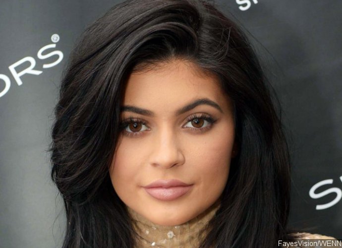 Plastic Surgeon Says Kylie Jenner Makes Cosmetic Procedures Become a Trend Among Young Women