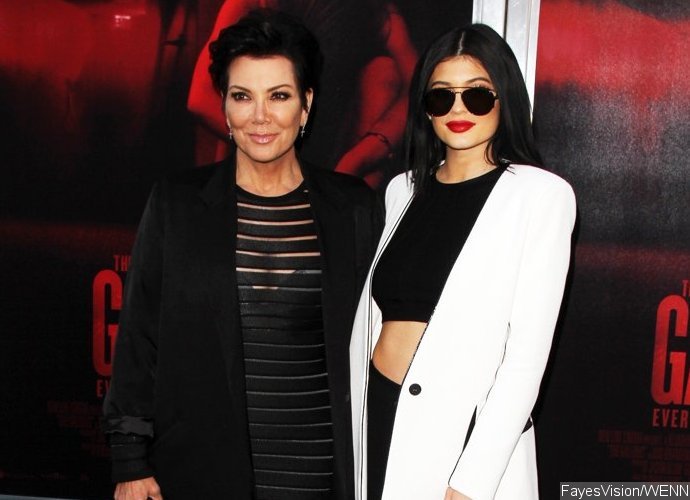 Kylie Jenner Steps Out in Baggy Clothes, Mom Kris Is Shocked by Pregnancy Rumors